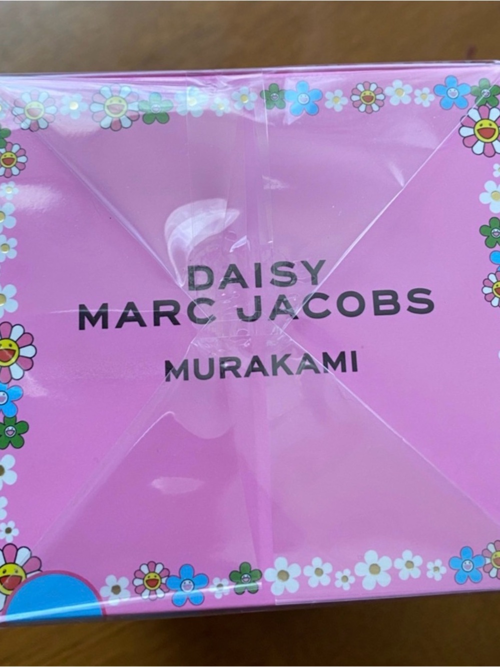 Marc Jacobs Daisy Murakami pink perfume - Picture 3 of 11